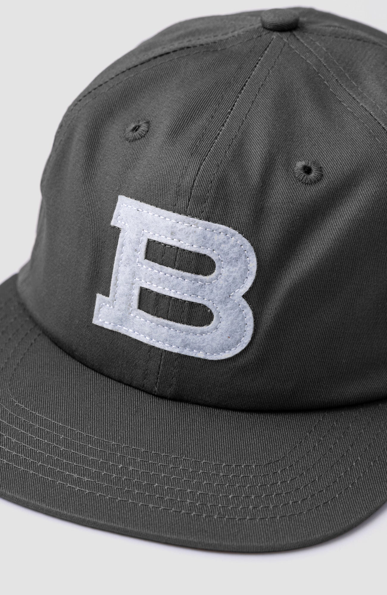 6 PANEL - FELT 'B' CAP - Grey