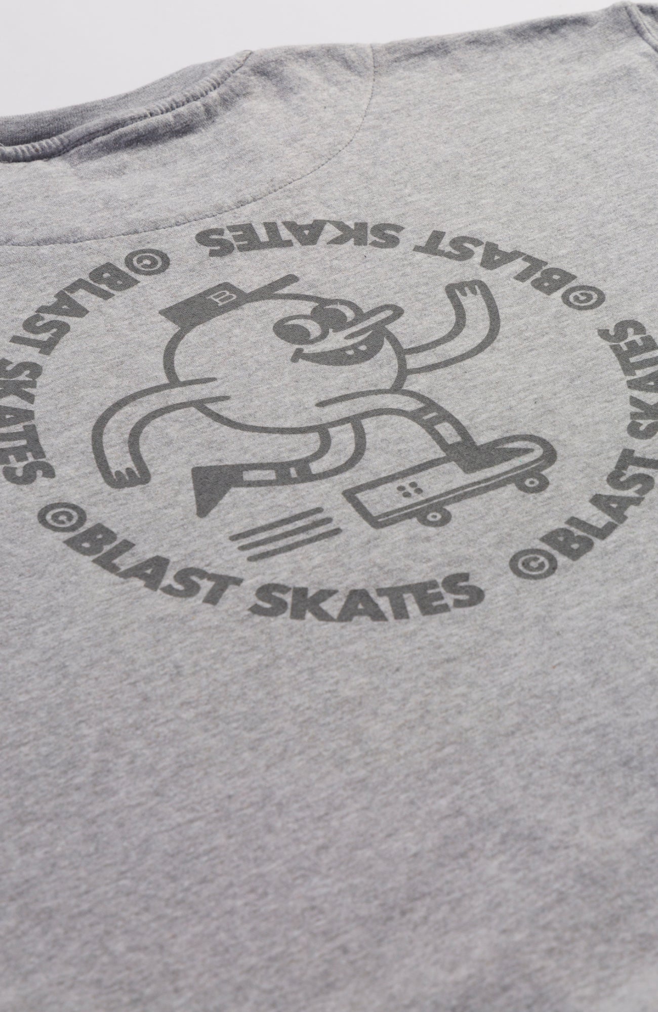 ROUND LOGO CREW NECK - ASH