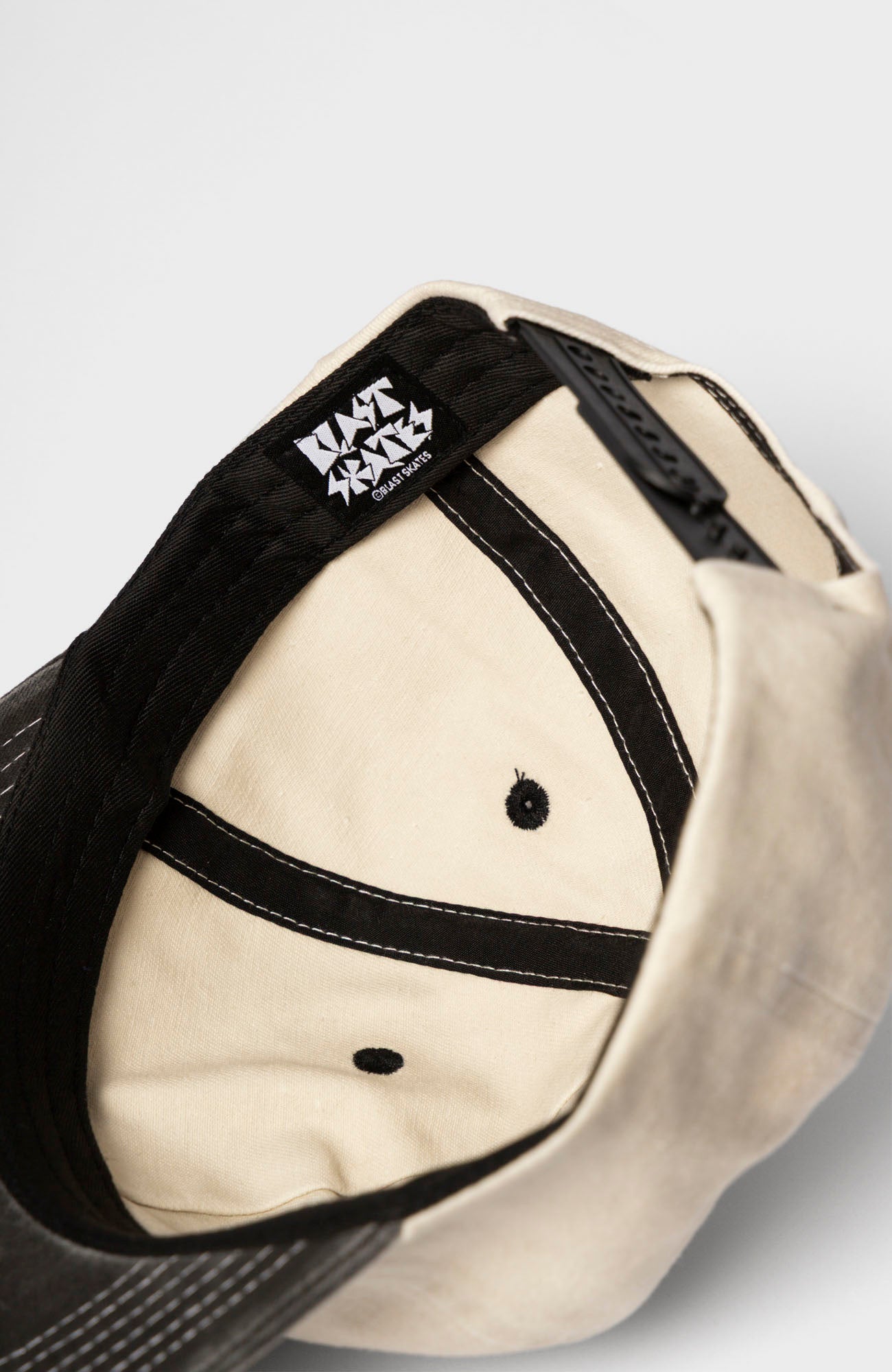 YIN YANG CAP