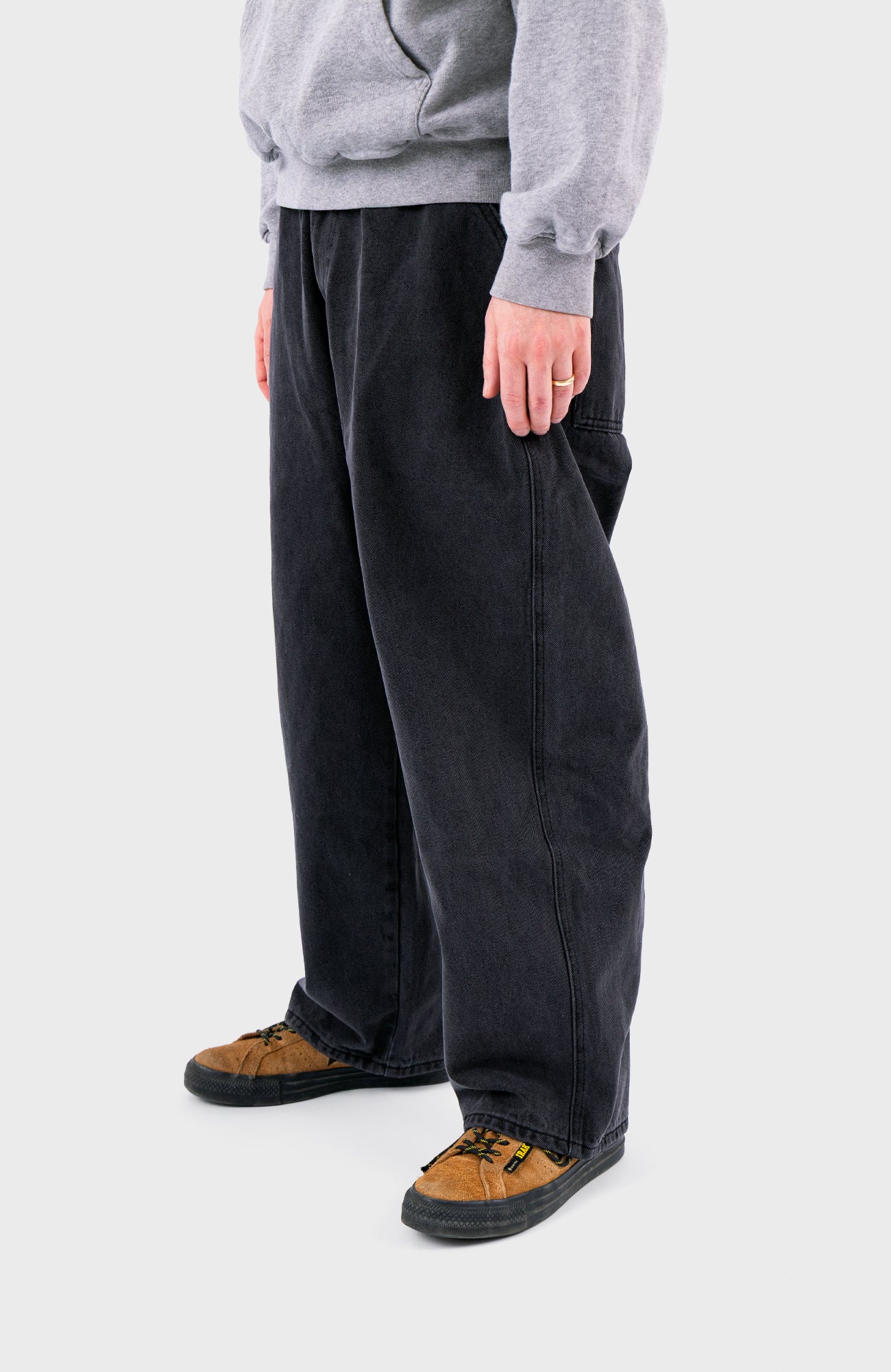 YIN YANG PANTS - Black washed Denim