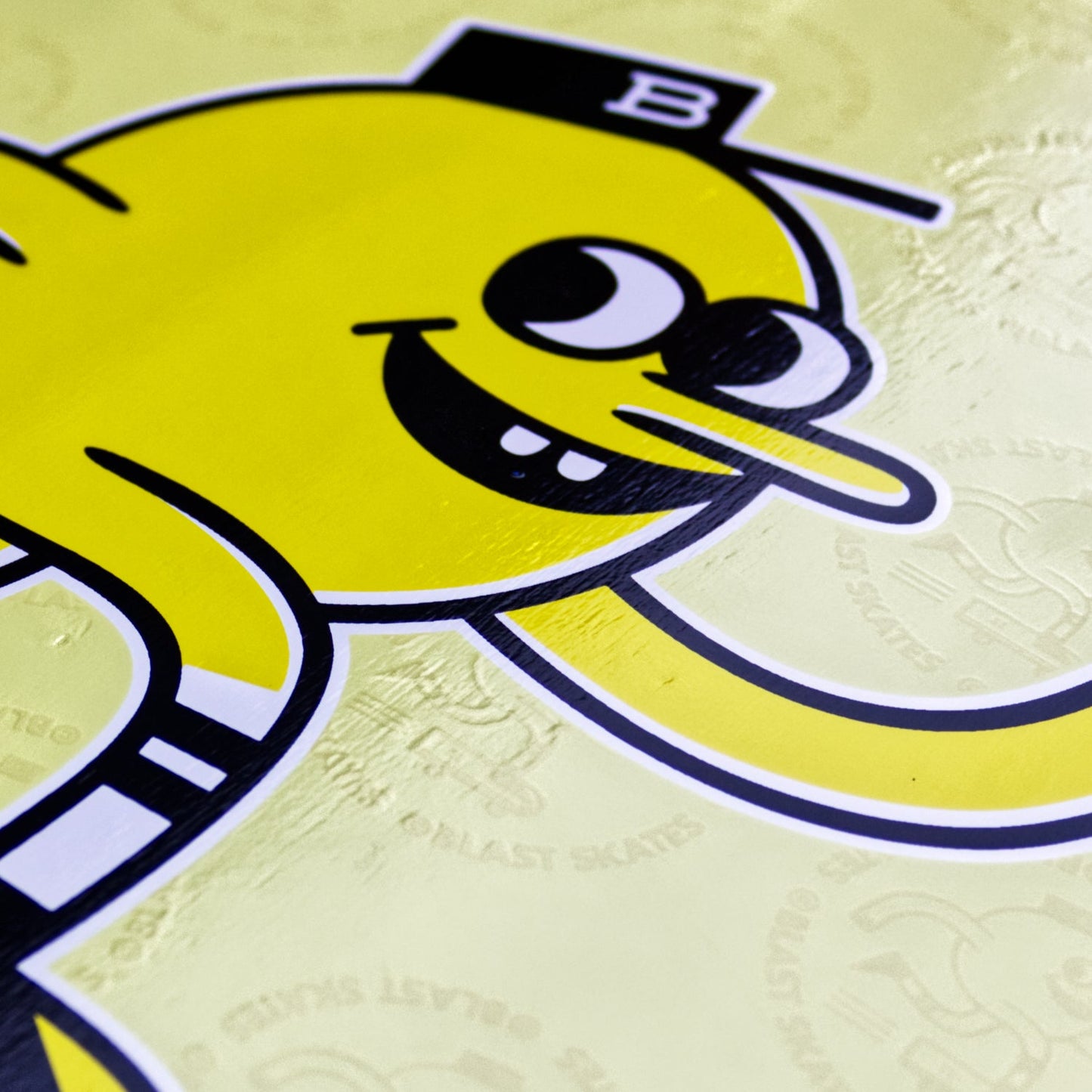 CLASSIC MASCOT PASTEL YELLOW 