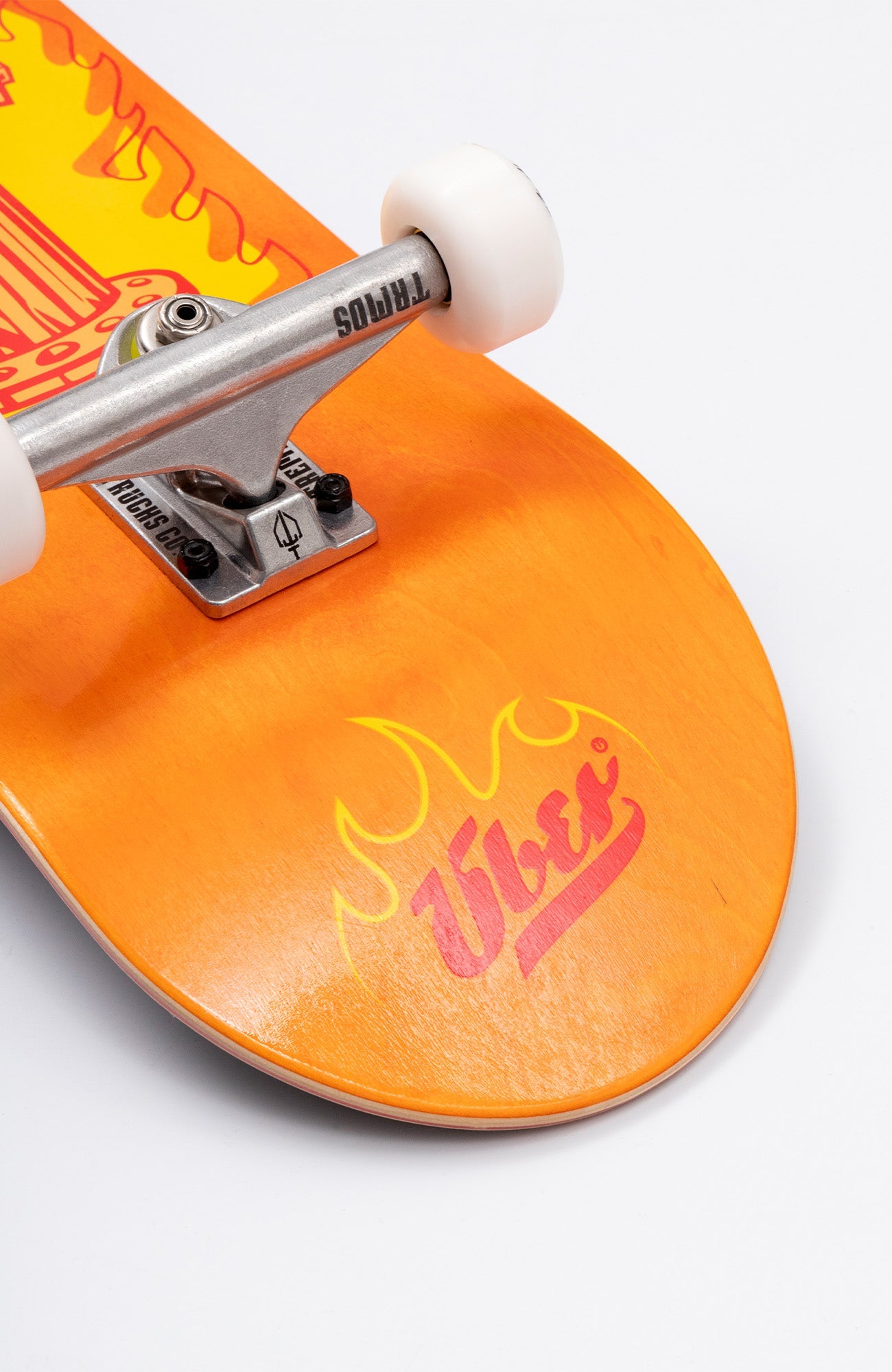 On Fire, Skateboard Royal Complete